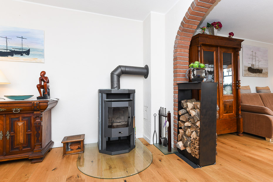 Ferienhaus „Nordsee Landhuus Heinken“ - Wohn- und Esszimmer