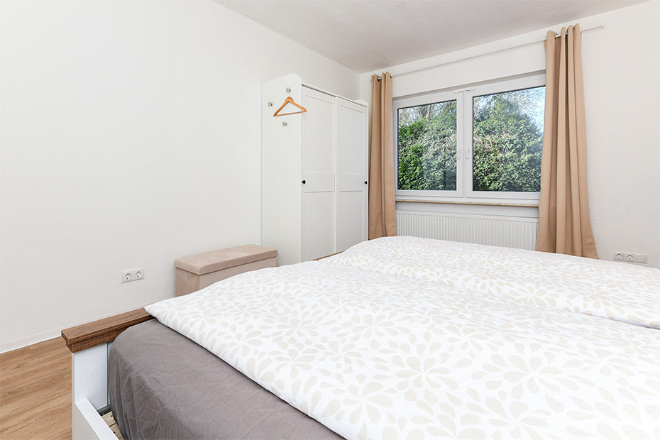Ferienwohnung „Kornblume“ - Schlafzimmer 1