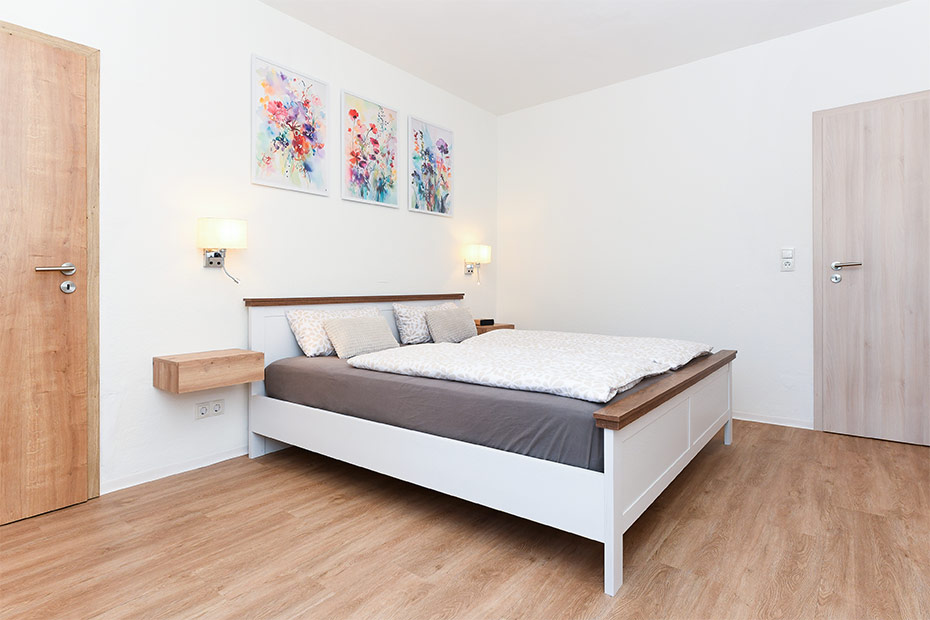 Ferienwohnung „Kornblume“ - Schlafzimmer 1