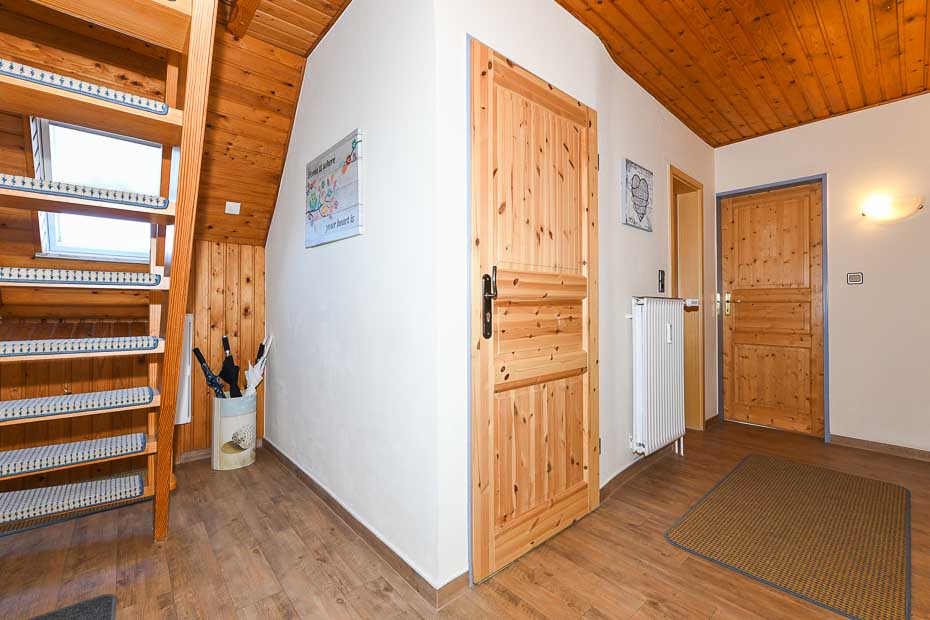 Ferienwohnung „Haus Leemreize“ - Flur im Obergeschoss