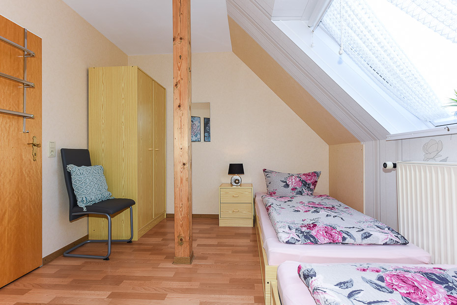 Ferienwohnung „Sonne“ - Schlafzimmer 2/Kinderzimmer