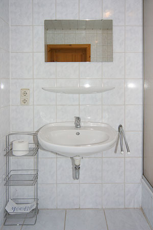 Ferienwohnung 2 - Badezimmer