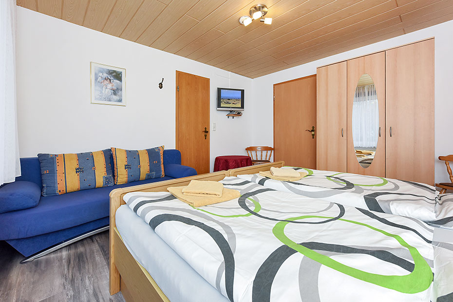 Ferienwohnung 3 - Schlafzimmer