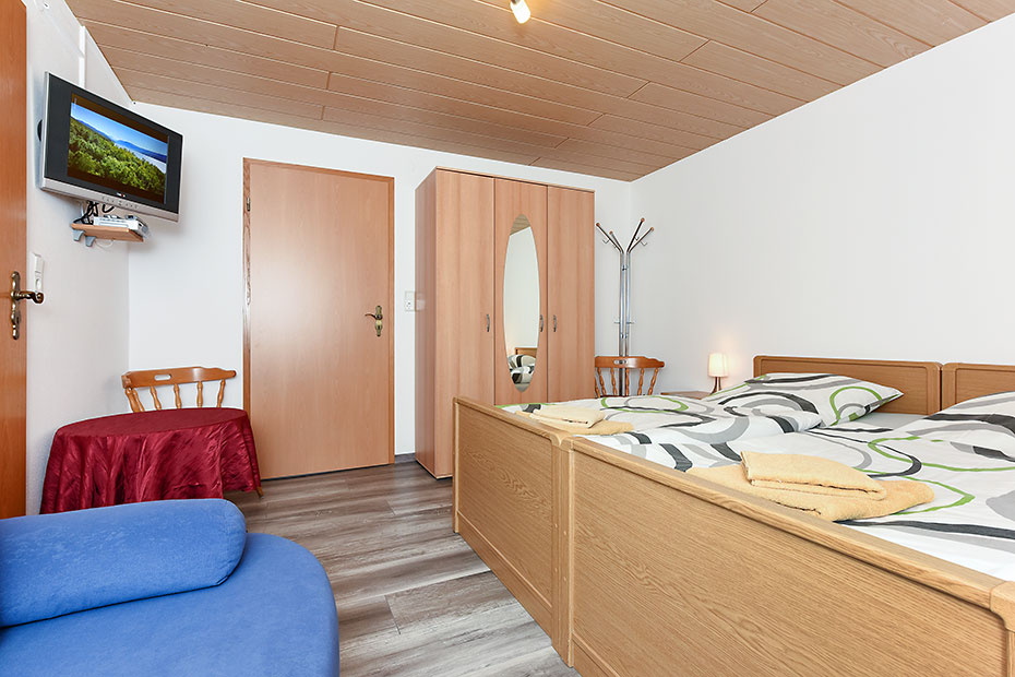 Ferienwohnung 3 - Schlafzimmer