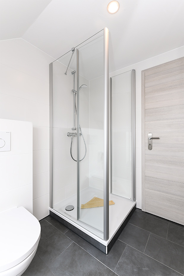 Ferienwohnung 4 - Badezimmer