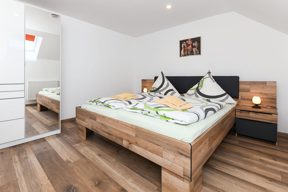 Ferienwohnung 4 - Schlafzimmer