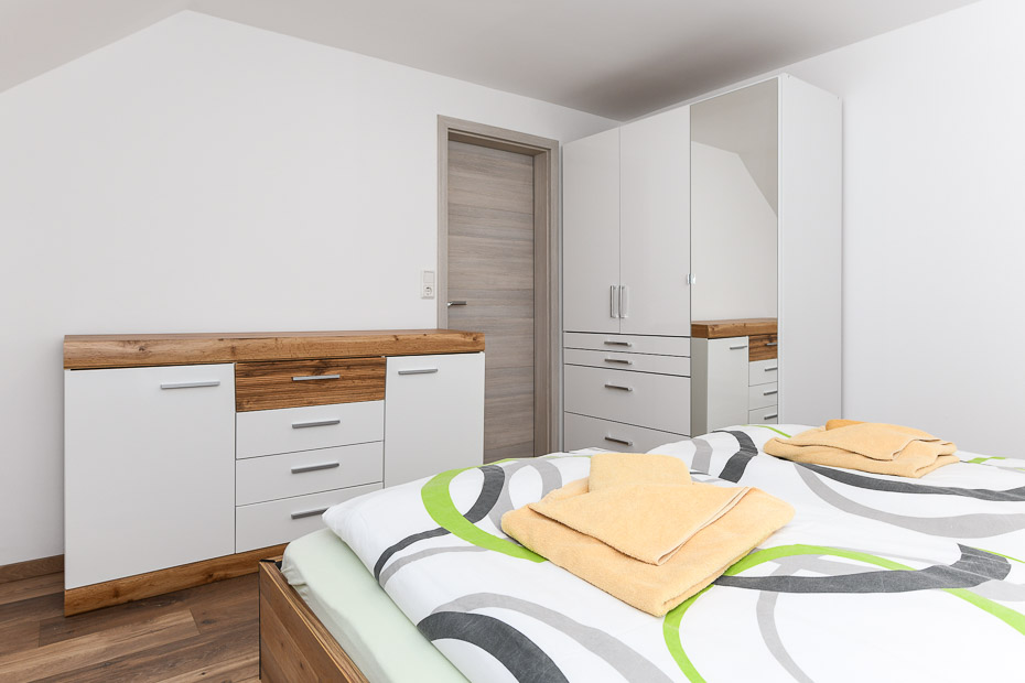 Ferienwohnung 4 - Schlafzimmer