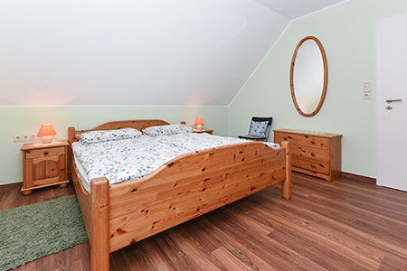 Ferienwohnung „Sommerwind“ - Schlafzimmer 1