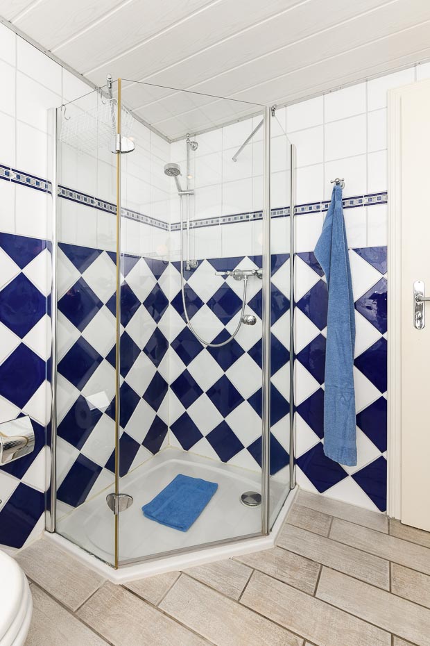 Ferienhaus „Sternenklar“ - Badezimmer