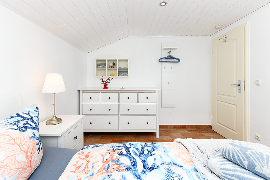 Ferienhaus „Sternenklar“ - Schlafzimmer 1