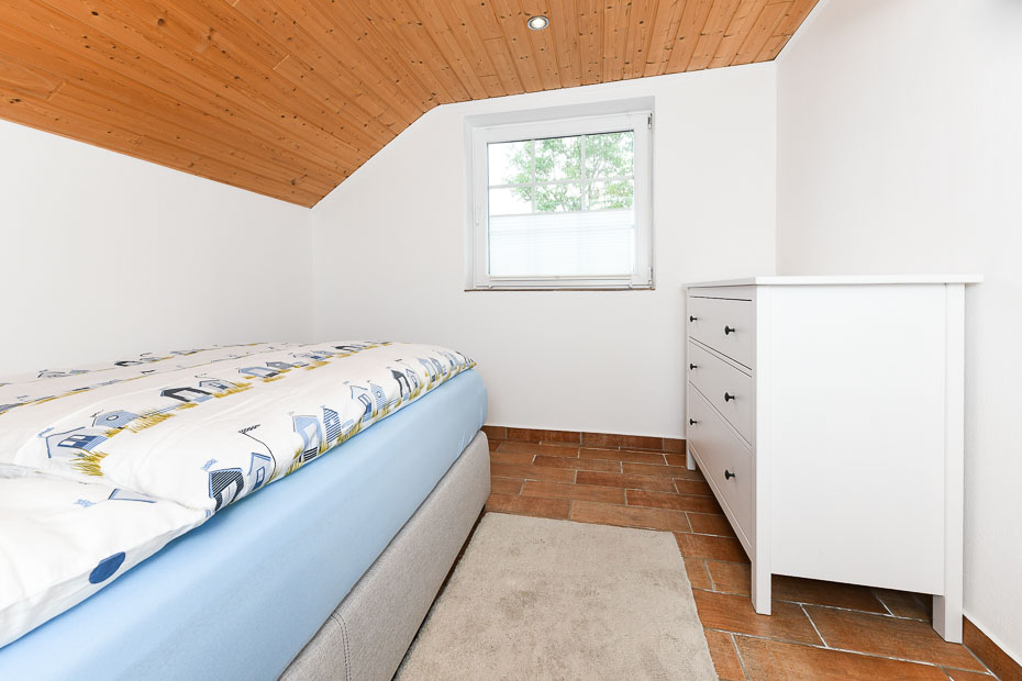 Ferienhaus „Sternenklar“ - Schlafzimmer 2/Kinderzimmer