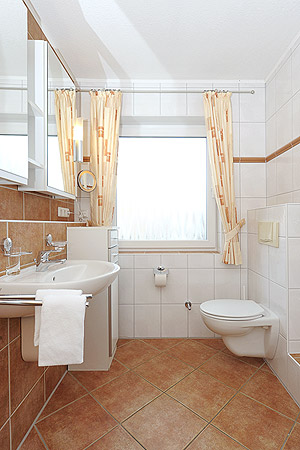 Ferienwohnung „Gorch Fock“ - Badezimmer