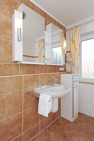 Ferienwohnung „Gorch Fock“ - Badezimmer