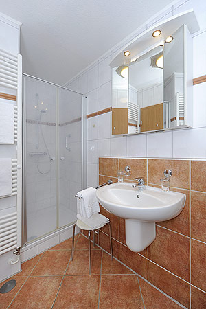 Ferienwohnung „Krusenstern“ - Badezimmer