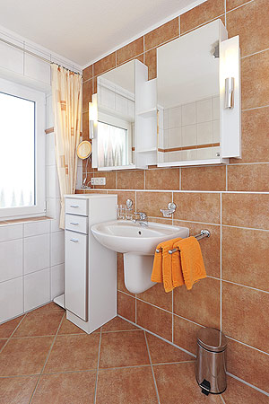 Ferienwohnung „Statsraad Lehmkuhl“ - Badezimmer
