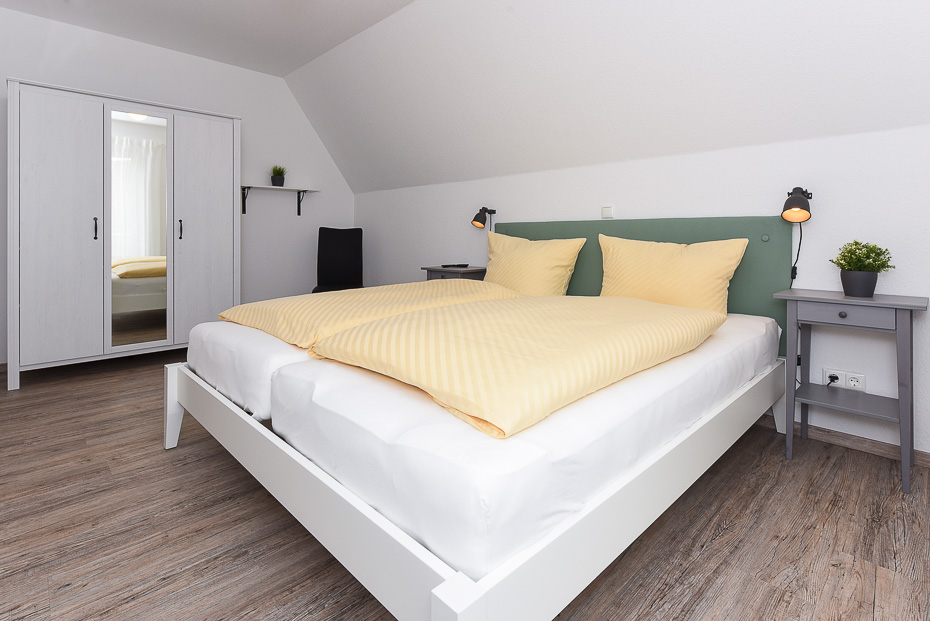 Ferienhaus „Schwalbennest“ - Schlafzimmer 1