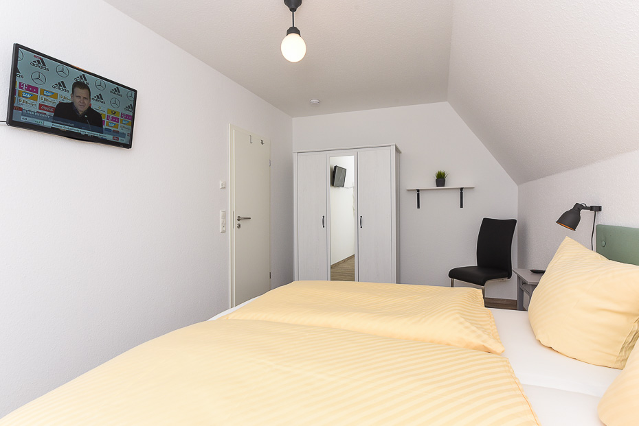 Ferienhaus „Schwalbennest“ - Schlafzimmer 1