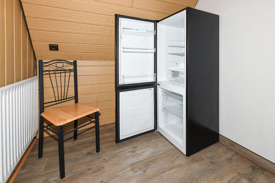 Ferienwohnung „Haus Wangerooge“ - Wohnzimmer mit integriertem Küchen- und Essbereich