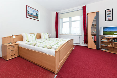 Ferienwohnung - Wohn- und Schlafraum 1