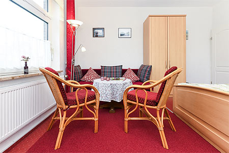 Ferienwohnung - Wohn- und Schlafraum 1