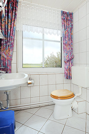 Ferienwohnung „Blumenwiese“ - Badezimmer