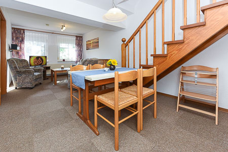 Ferienwohnung „Morgensonne“ - Wohnraum mit integrierter Küche