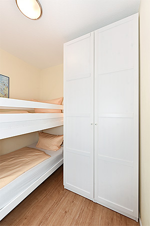 Ferienwohnung „Strandglück“ - Schlafzimmer 2/Kinderzimmer