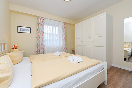 Ferienwohnung „Strandglück“ - Schlafzimmer 1