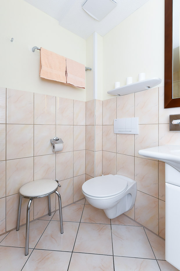 Ferienwohnung „W'ooge“ - Badezimmer