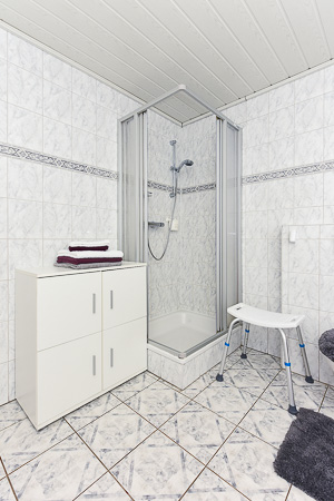 Ferienwohnung - Badezimmer