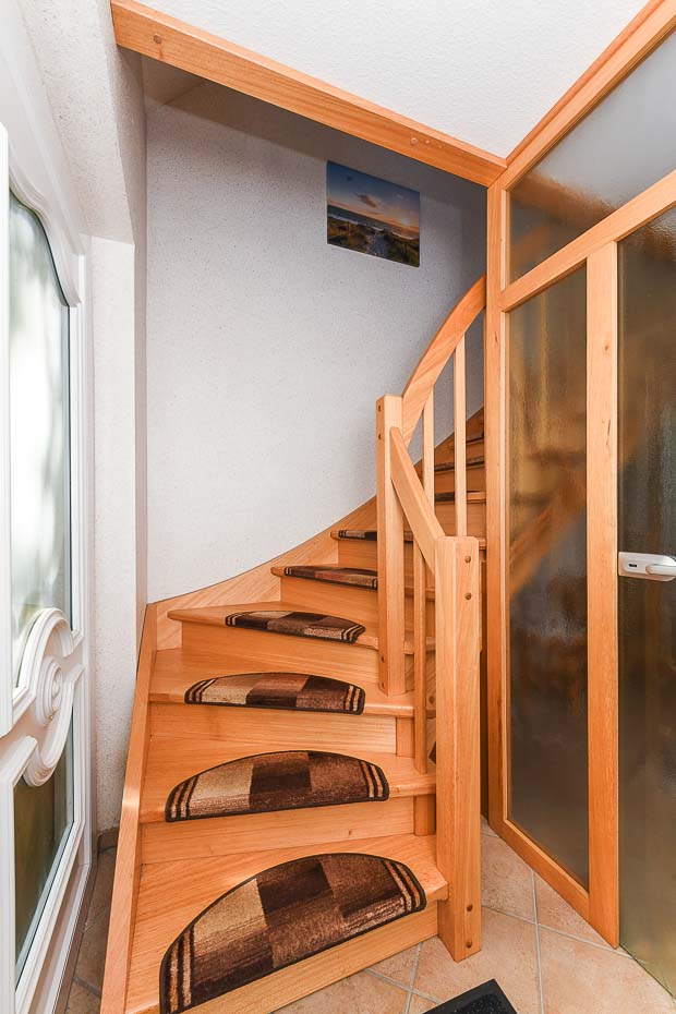 Ferienwohnung „Zur Kuhweide“ - Flur und Treppe