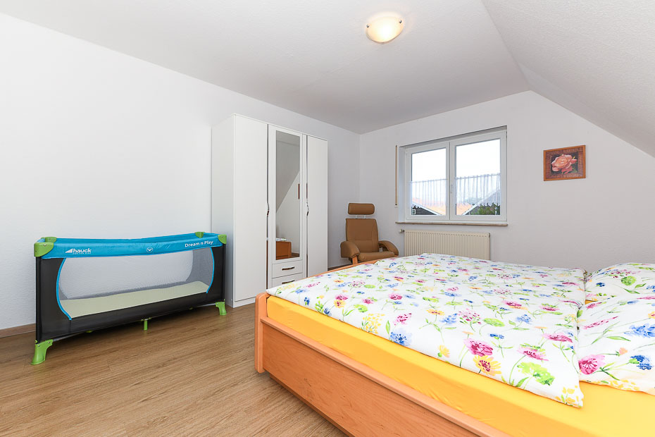 Ferienwohnung „Zur Kuhweide“ - Schlafzimmer 1