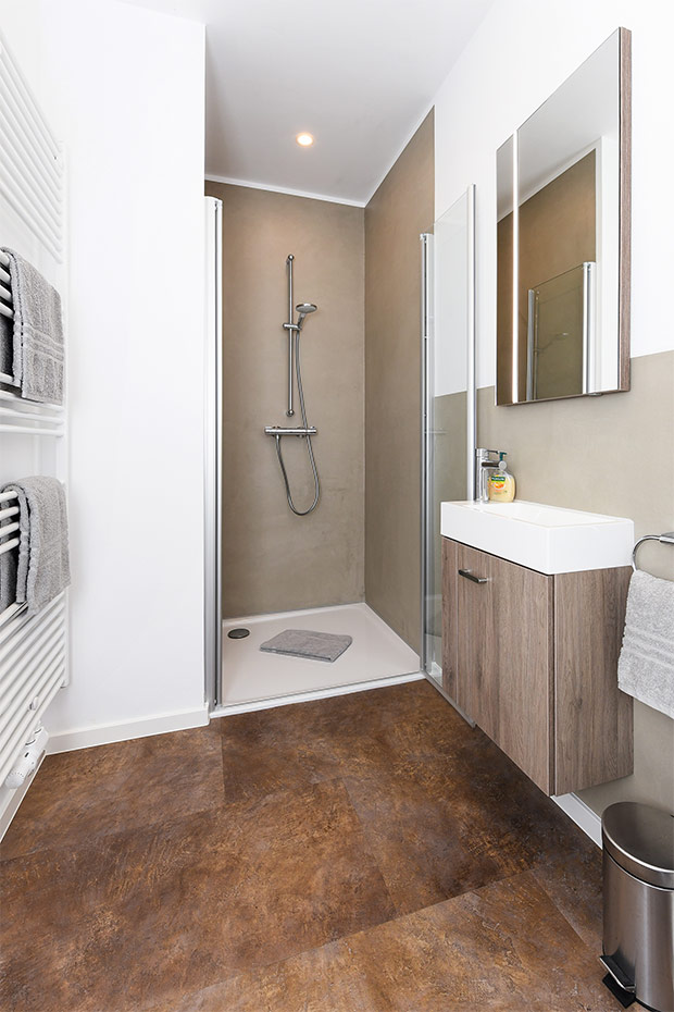 Ferienhaus „Küstenhäuschen“ - Badezimmer 1 im Erdgeschoss