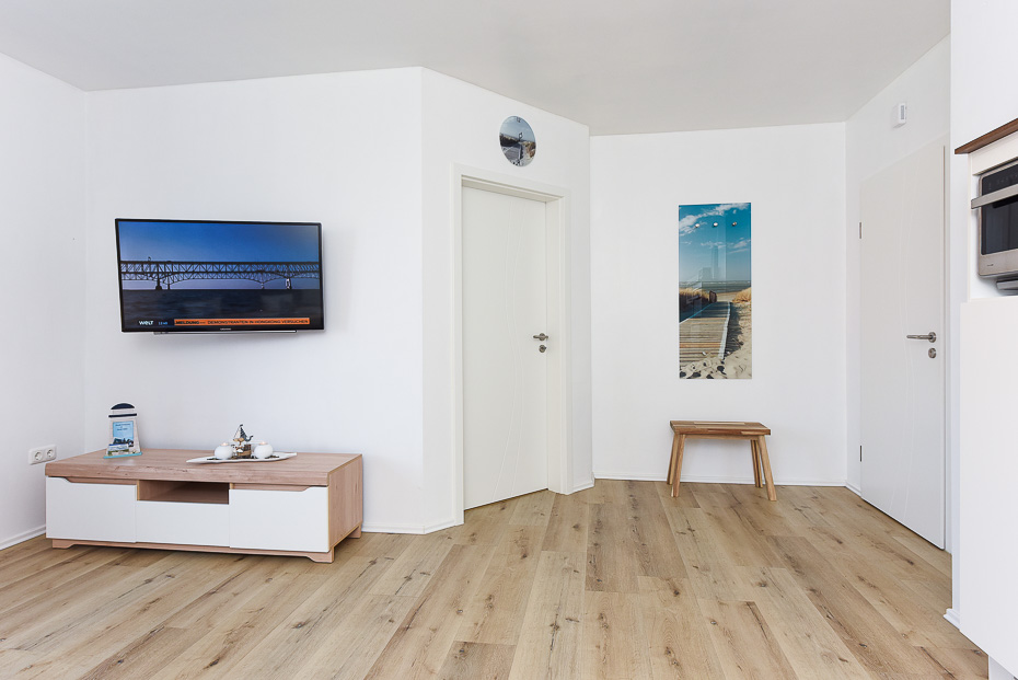 Ferienwohnung „kleine Wohnung“ - Wohnzimmer mit integriertem Küchenbereich