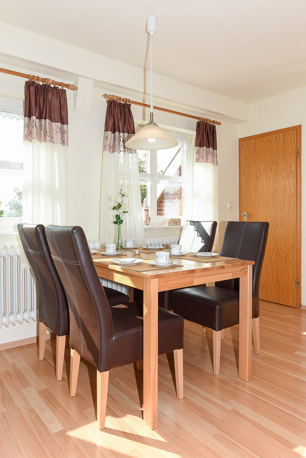 Ferienwohnung „Kornkammer“ - Wohnzimmer mit integriertem Küchenbereich