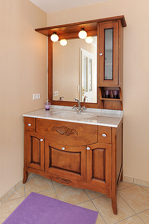 Ferienhaus „Magnolia“ - Badezimmer im Obergeschoss