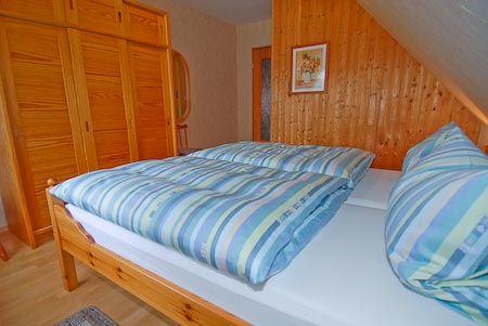 Ferienwohnung „Weitblick“ - Schlafzimmer 1