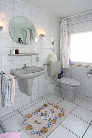 Ferienwohnung 2 - Badezimmer