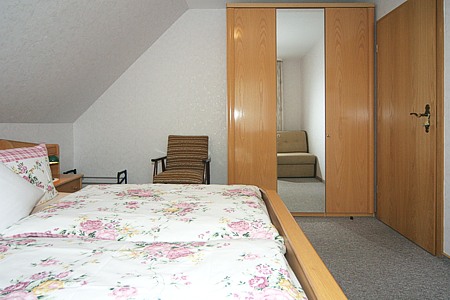 Ferienwohnung 2 - Schlafzimmer