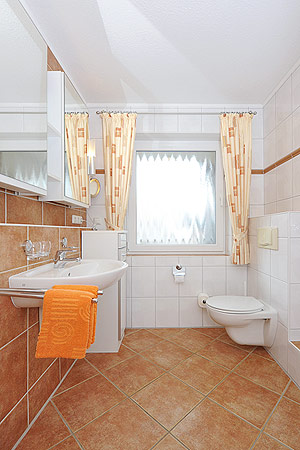Ferienwohnung „Pamir“ - Badezimmer