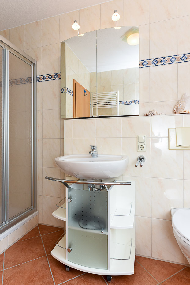 Ferienwohnung „Gesine“ - Badezimmer