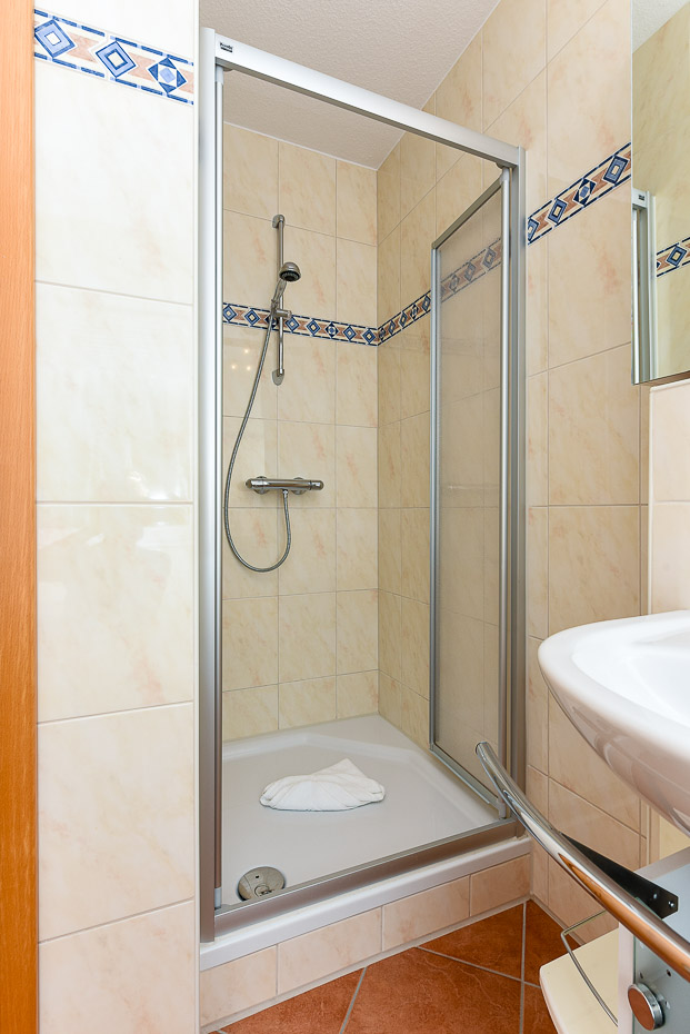 Ferienwohnung „Gesine“ - Badezimmer