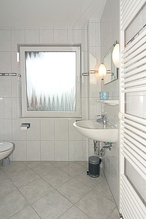 Ferienwohnung „Küstenblick“ - Badezimmer