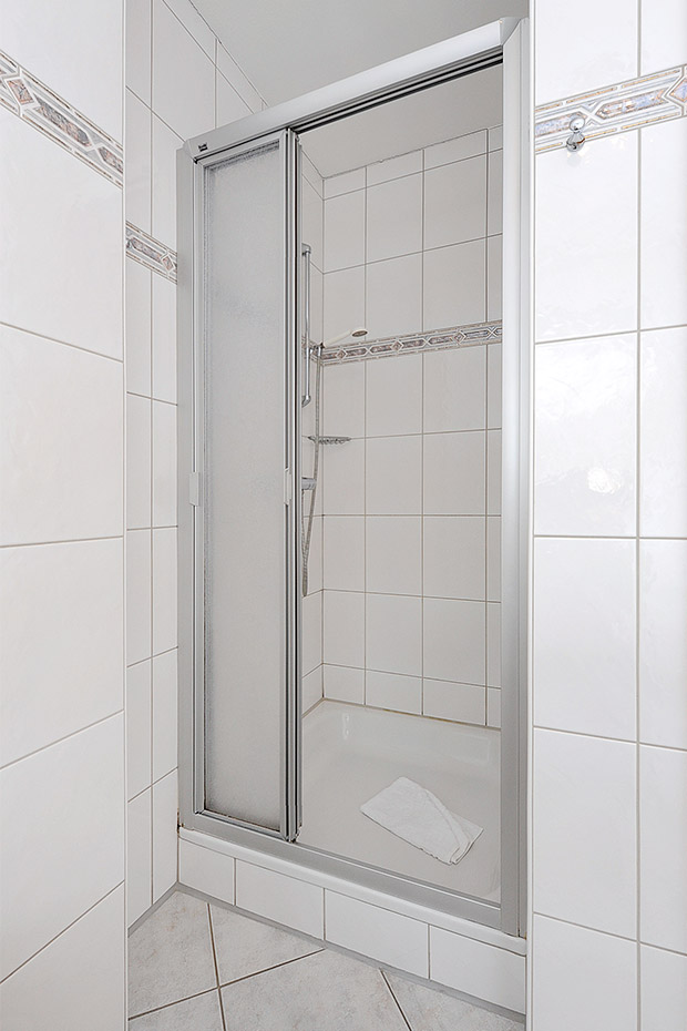 Ferienwohnung „Sonnenschein“ - Badezimmer