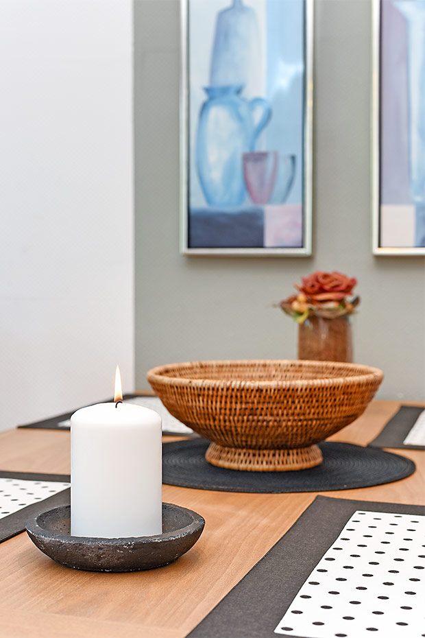 Ferienwohnung „Sonnenschein“ - Wohnzimmer mit integriertem Küchenbereich