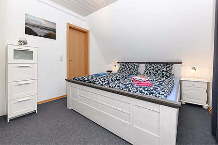 Ferienwohnung „Bei Obi“ - Schlafzimmer 1