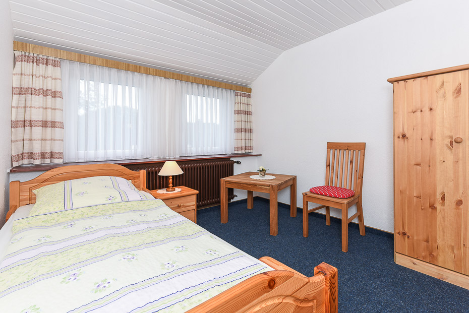 Ferienwohnung „Spiekeroog“ - Schlafzimmer 2/Kinderzimmer