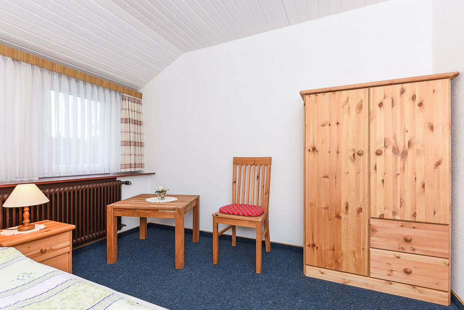 Ferienwohnung „Spiekeroog“ - Schlafzimmer 2/Kinderzimmer