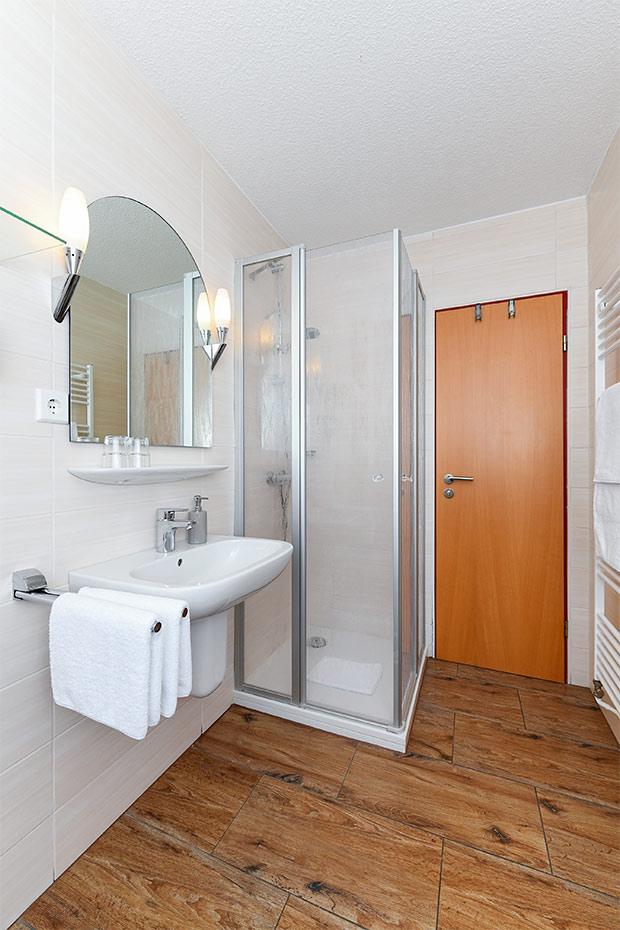 Doppelzimmer „Borkum“ - Badezimmer