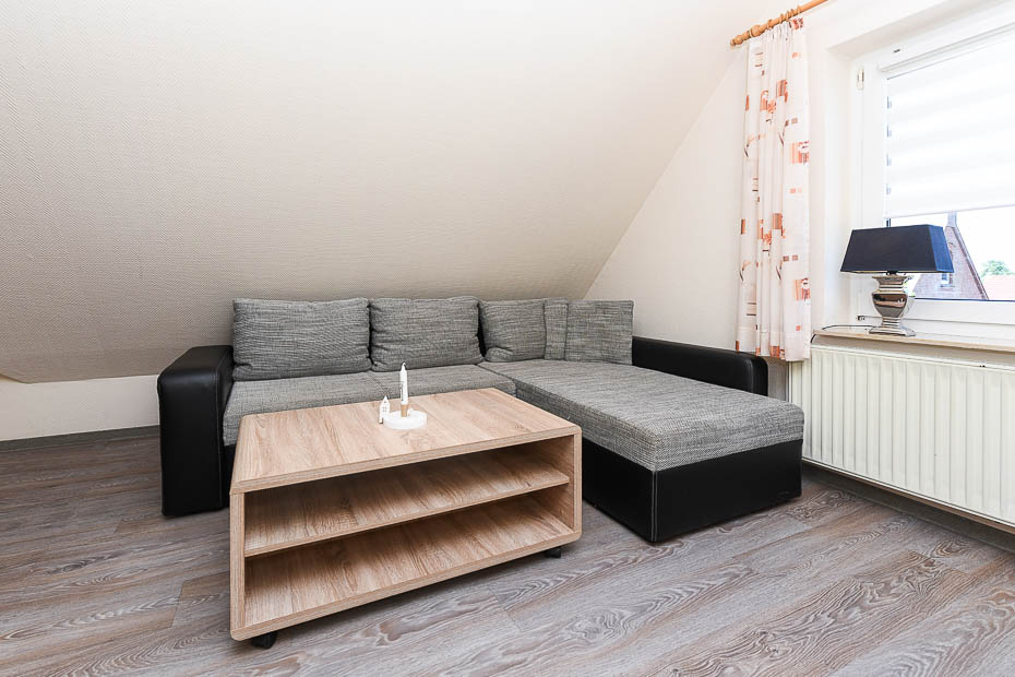 Apartment „Föhr“ - Wohnraum mit integrierter Küche